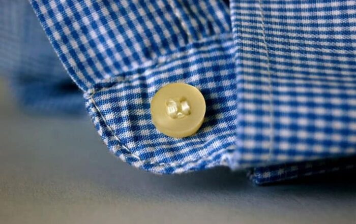 wash shirt in washing machine